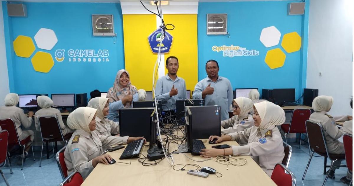  SMK Binaan SMK Darus Sholihin Puger - GAMELAB