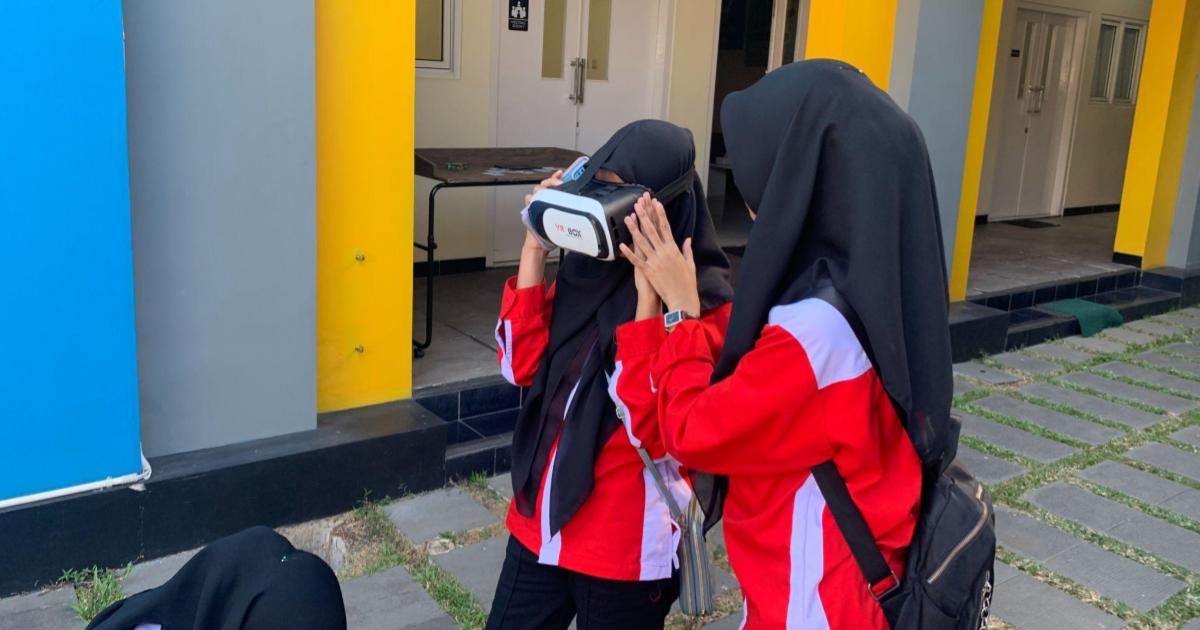 Kunjungan Industri SMK Telkom Terpadu Akn Marzuki - Gamelab