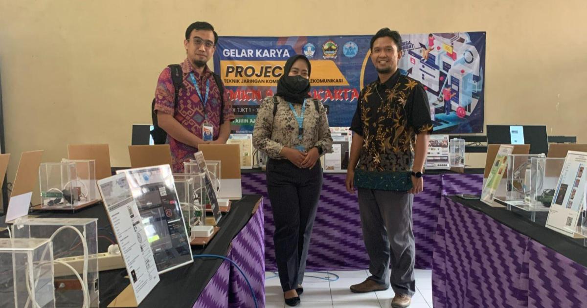 Kunjungan dan Diskusi Lanjutan SMKN 9 Surakarta - GAMELAB.ID