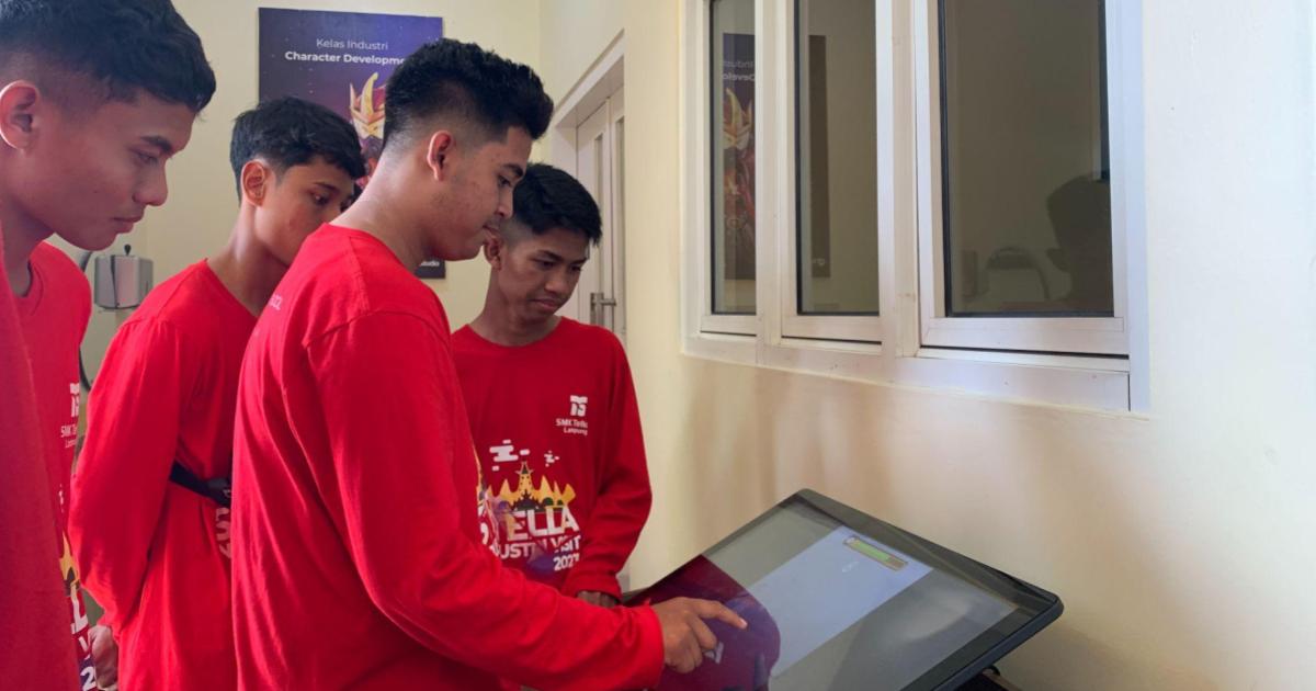 Kunjungan Industri SMK Telkom Lampung ke GAMELAB.ID