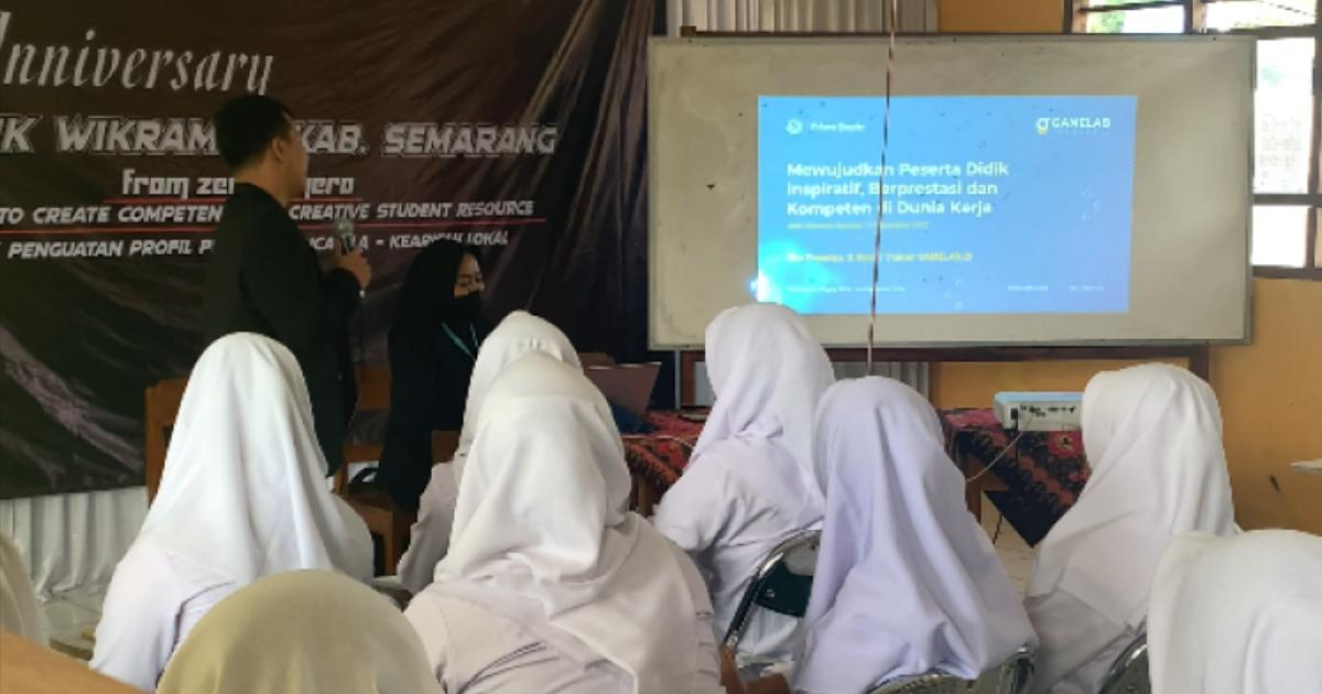 Anak-anak SMK Wikrama Susukan Antusias Ikuti Sesi Seminar - GAMELAB.ID