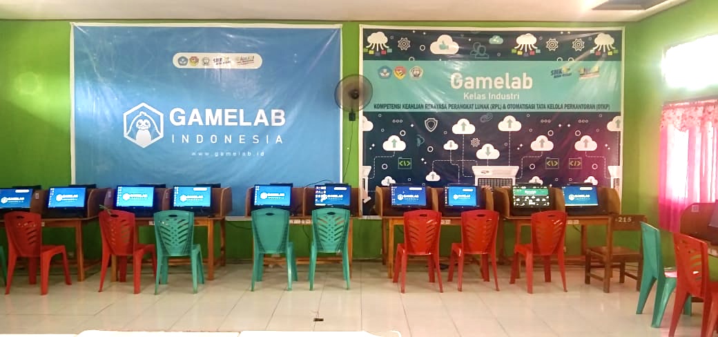 Lab Komputer SMK Negeri 1 Ile Ape