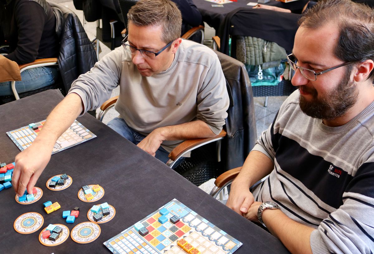 Sumber : Boardgamegeek - Azul