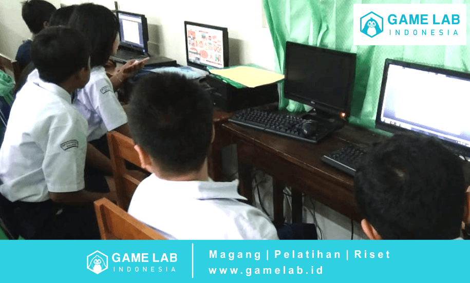 Foto : Ekstrakurikuler pengembangan game di SMP Kristen 2 Salatiga