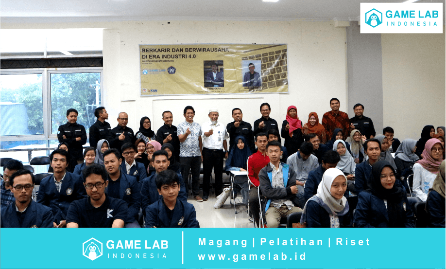 Foto : Foto bersama dengan peserta seminar dan jajaran Teknik Elektro Polines