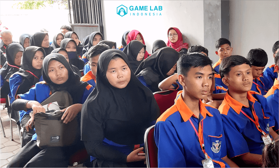 Foto : Peserta seminar Kunjungan Industri