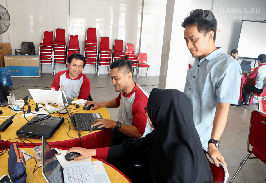 Foto: Peningkatan Kompetensi Guru Multimedia SMK Bhinus Boja