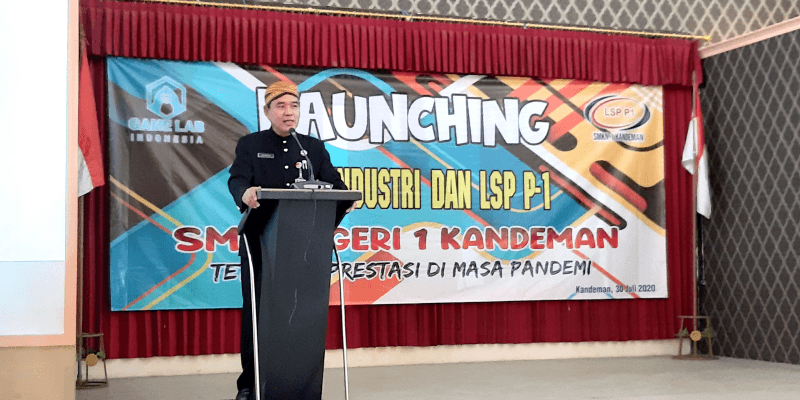 Foto : Sambutan Kepala Sekolah SMKN 1 Kandeman