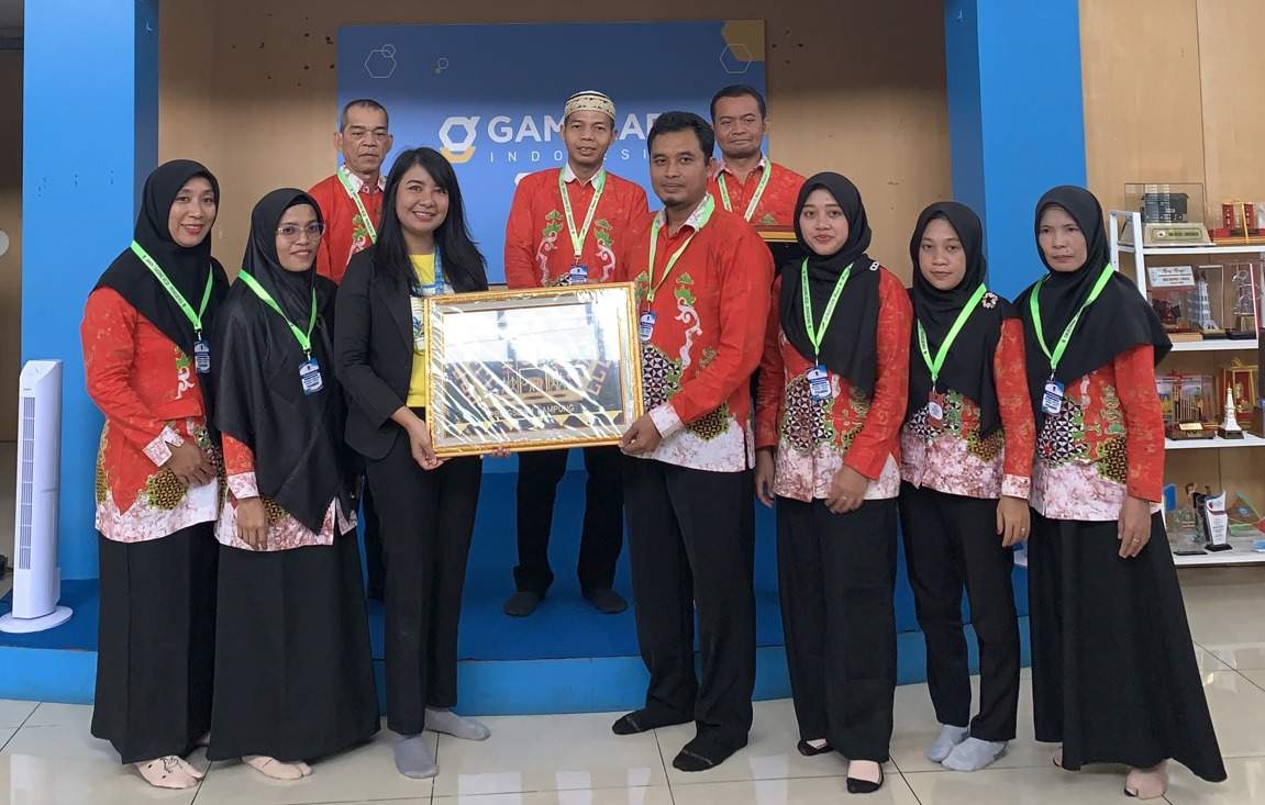 Dok. Tim Gamelab - Guru SMKN 1 Gadingrejo dan Kak Nia (Perwakilan dari Gamelab Indonesia)