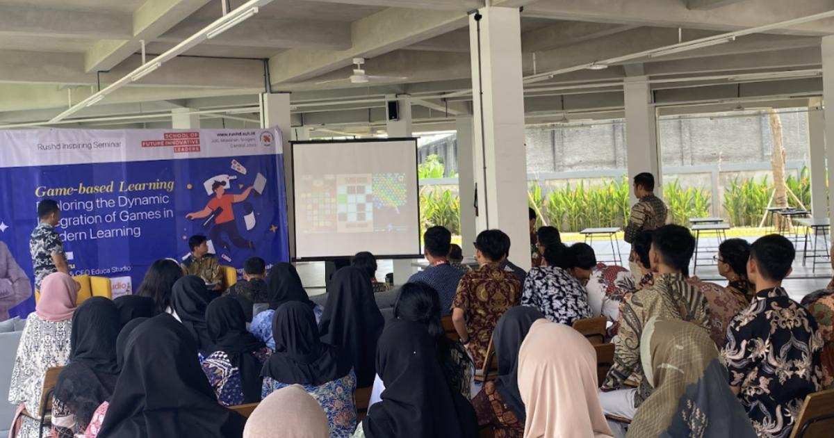 Dok. Tim Educa: Menonton Hasil Karya Industri - Gamelab.ID