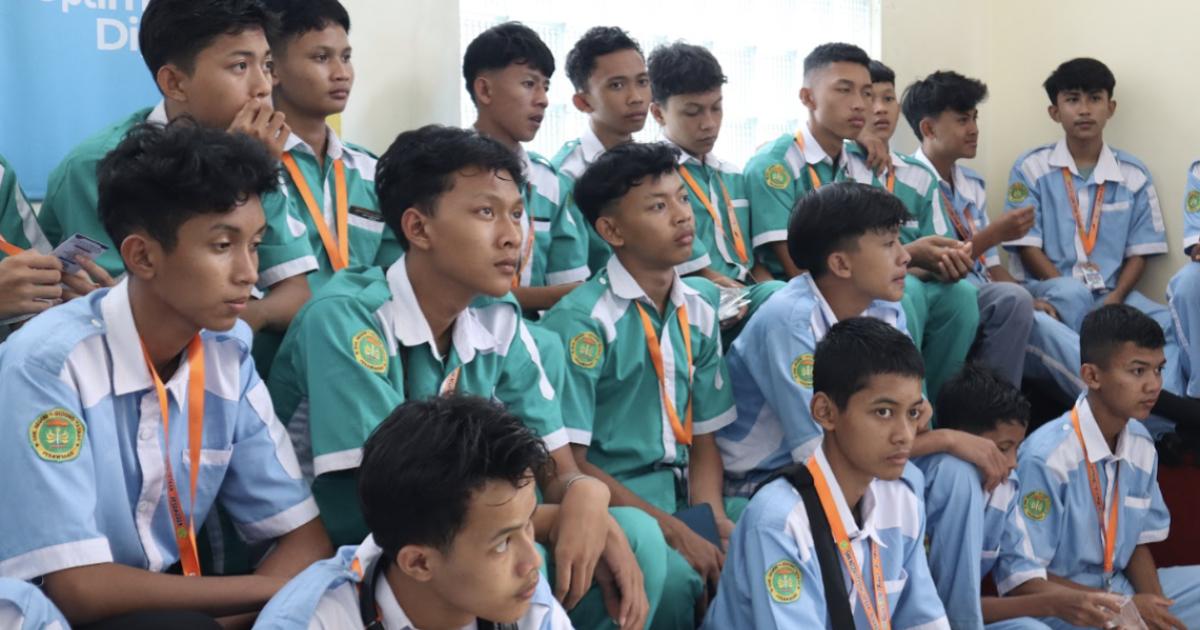 Diskusi bersama Praktisi Industri Soal Pengalaman Kerja - GAMELAB.ID