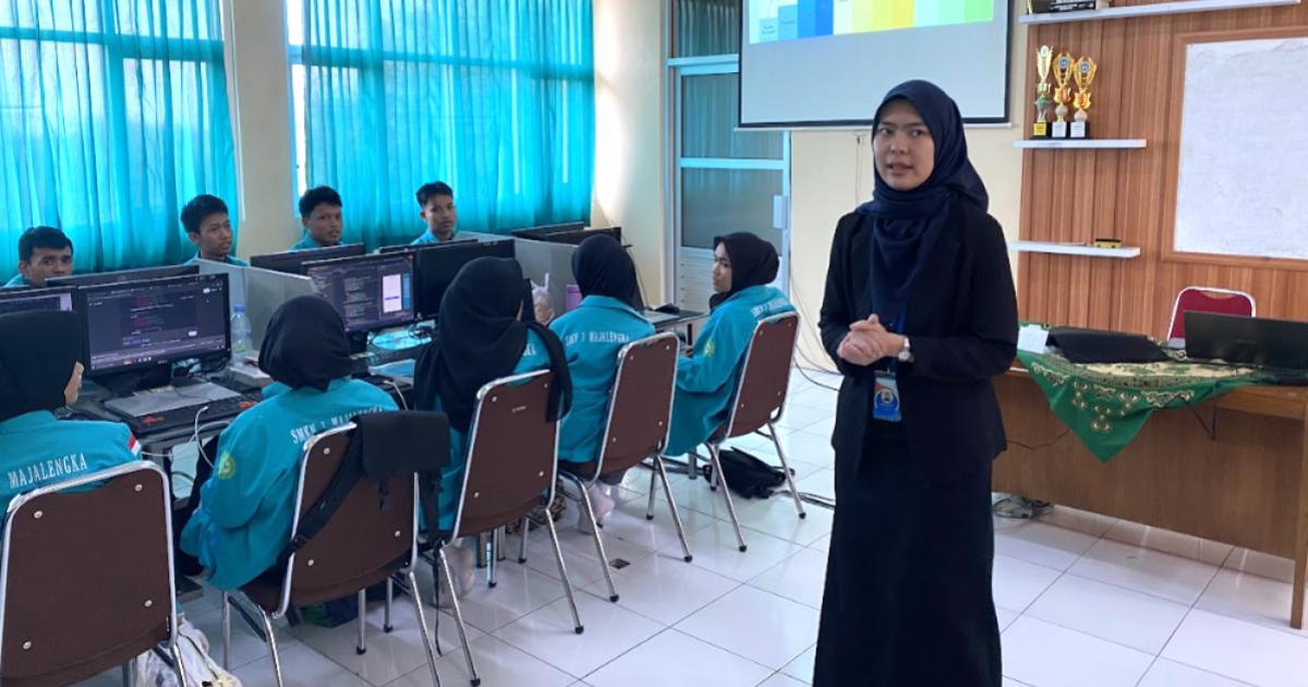 Apa Itu Kelas Industri - GAMELAB.ID