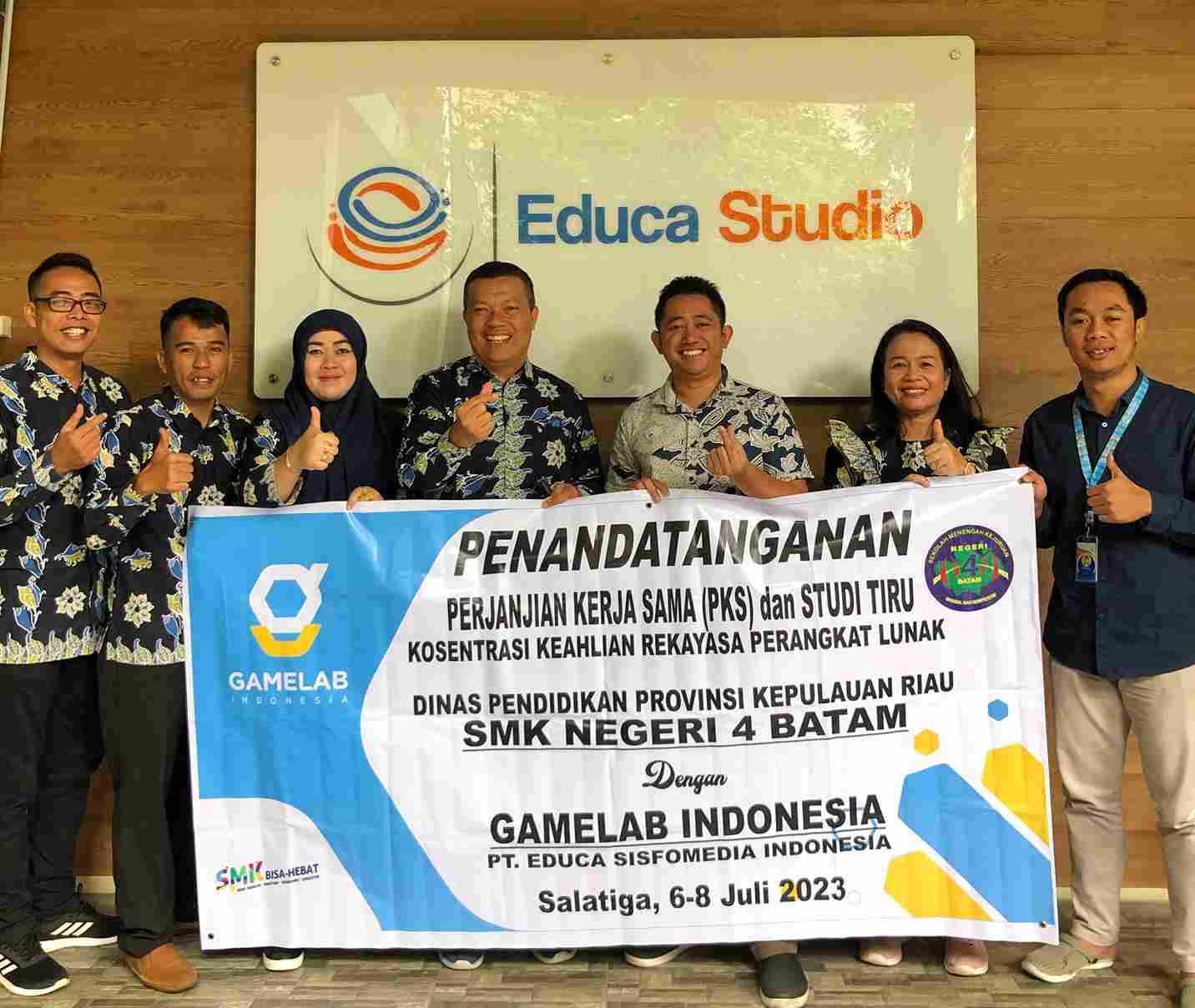Penandatanganan Kerja Sama SMK Binaan SMKN 4 Batam- GAMELAB.ID