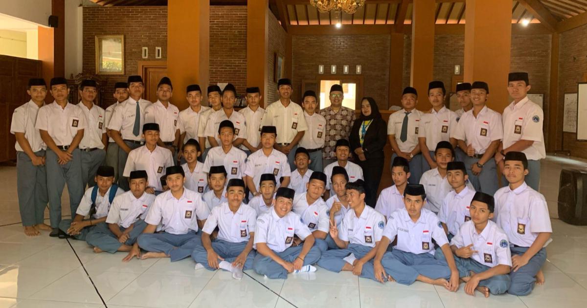 Kerja Sama SMK Syubbanul Wathon - GAMELAB.ID