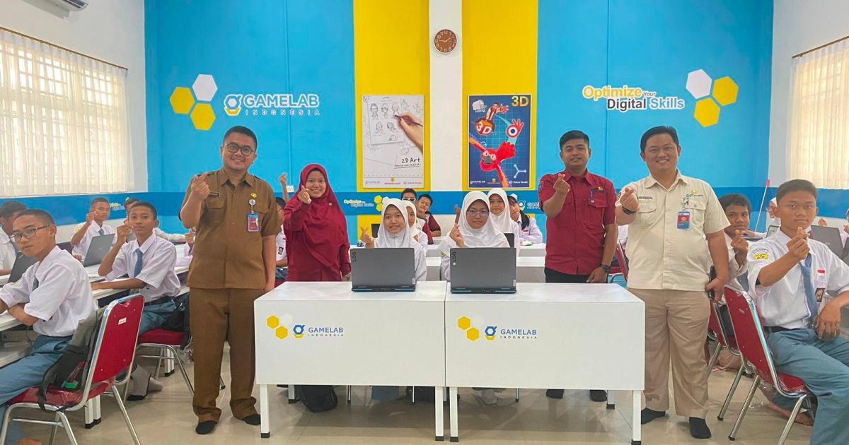 SMK Binaan SMKN 7 Batam - GAMELAB
